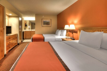 Econo Lodge Pigeon Forge Riverside - Image 25