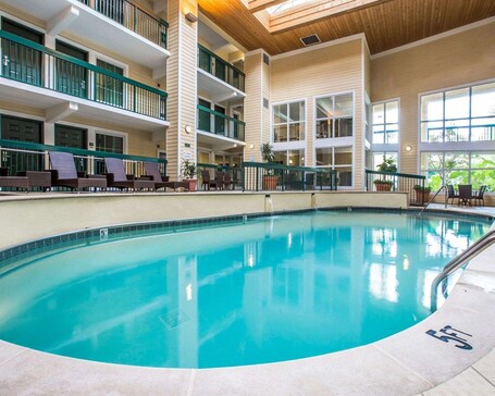 Econo Lodge Pigeon Forge Riverside - Image 70