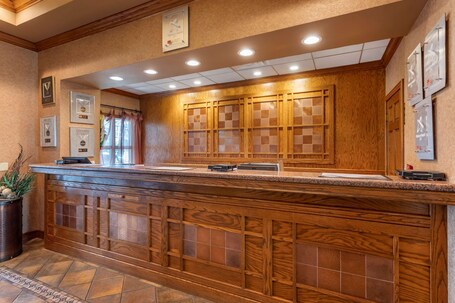 Econo Lodge Pigeon Forge Riverside - Image 16