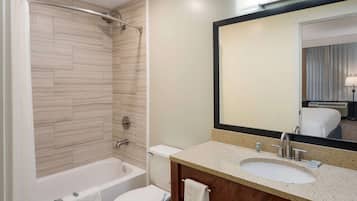 Bañera con ducha, cabezal de ducha tipo lluvia