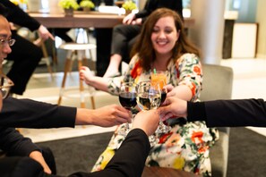 Lobby lounge - Holiday Inn Parramatta by IHG (Parramatta)