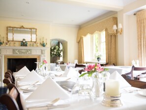 Restaurant - Plumber Manor (Sturminster Newton)