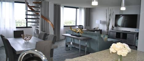 Televisión LCD de 32 pulgadas con canales por cable y televisión