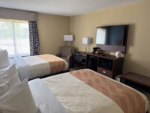 Standard Room, 2 Double Beds, Non Smoking - Holiday Lodge Hotel & Conference Center (Oak Hill)