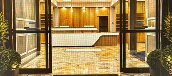 Holiday Lodge Hotel & Conference Center