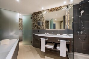 Presidential-Suite, 1 Doppelbett, Nichtraucher | Badezimmer