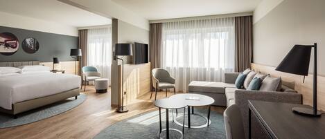 Deluxe-Suite, 1 Doppelbett, Nichtraucher | 1 Schlafzimmer, hochwertige Bettwaren, Minibar, Zimmersafe