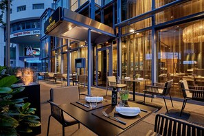 Sundeck