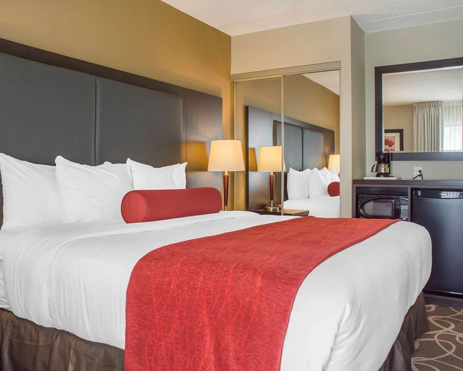 Desk, iron/ironing board, free WiFi, bed sheets