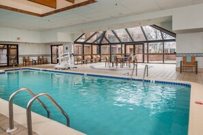 Indoor pool, lifeguards on site