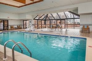 Indoor pool, lifeguards on site