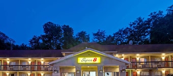 Super 8 by Wyndham Niagara Falls North