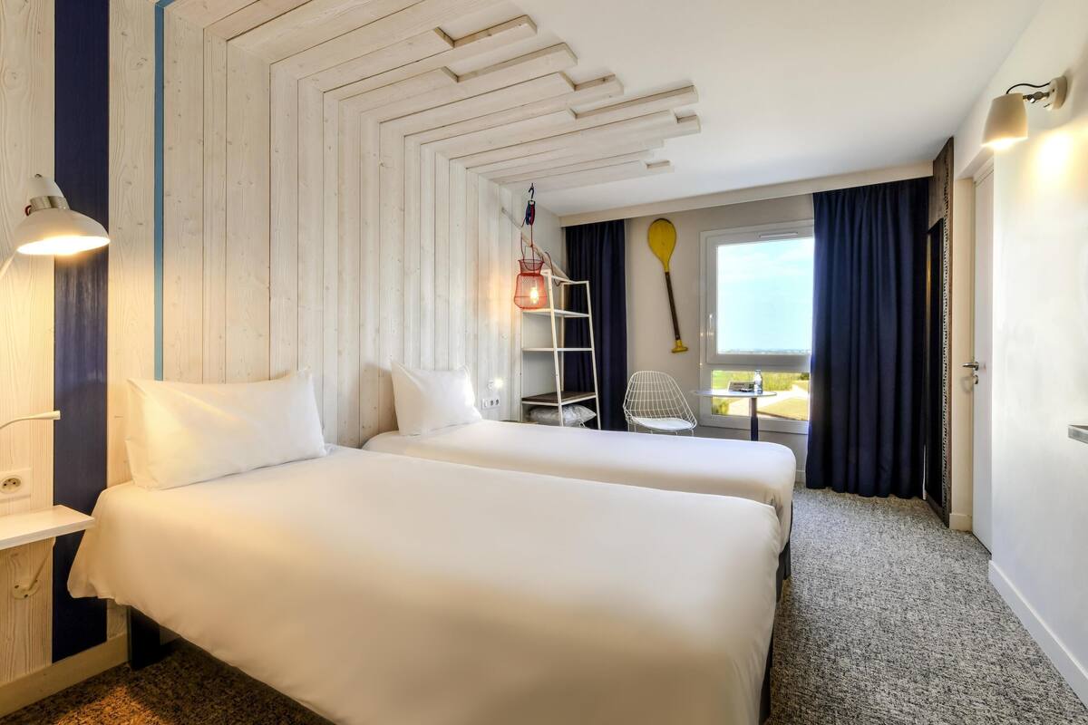 desk, blackout curtains, soundproofing, iron/ironing board