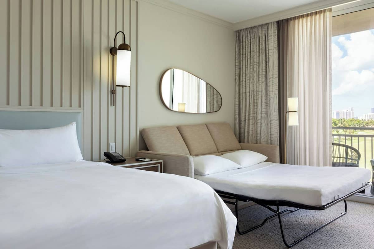 1 bedroom, premium bedding, pillow-top beds, minibar