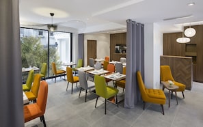 Daily buffet breakfast (EUR 18 per person)
