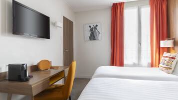 Superior Room, 2 Twin Beds | Premium bedding, minibar, in-room safe, desk
