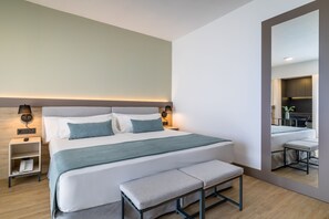 Ropa de cama de alta calidad y minibar 