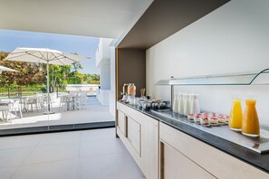 Daily buffet breakfast (EUR 20 per person)