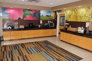 Free daily buffet breakfast 