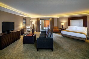 Luxe beddengoed, pillowtop-bedden, een kluis op de kamer, een bureau