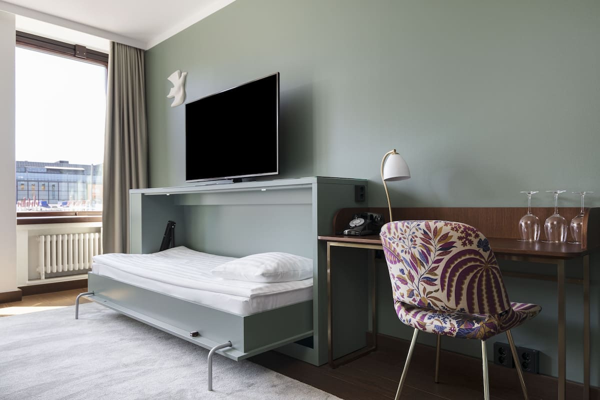 Standard Twin Room (extra bed possibility) | Premium bedding, minibar, in-room safe, desk