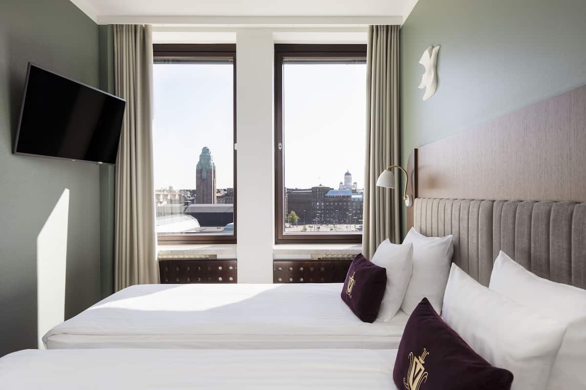 Standard Twin Room | Premium bedding, minibar, in-room safe, desk
