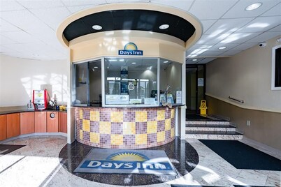 Days Inn by Wyndham Hartford/Closest Downtown