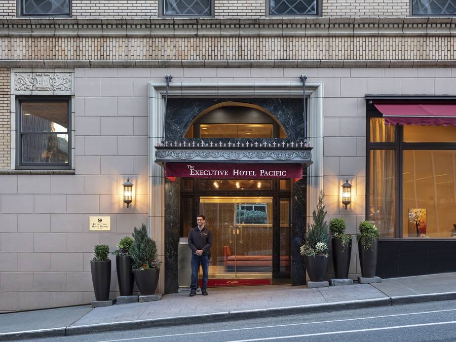 Entrada al alojamiento