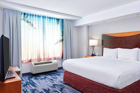 Fairfield Inn Suites by Marriott Indianapolis Downtown - Image 6