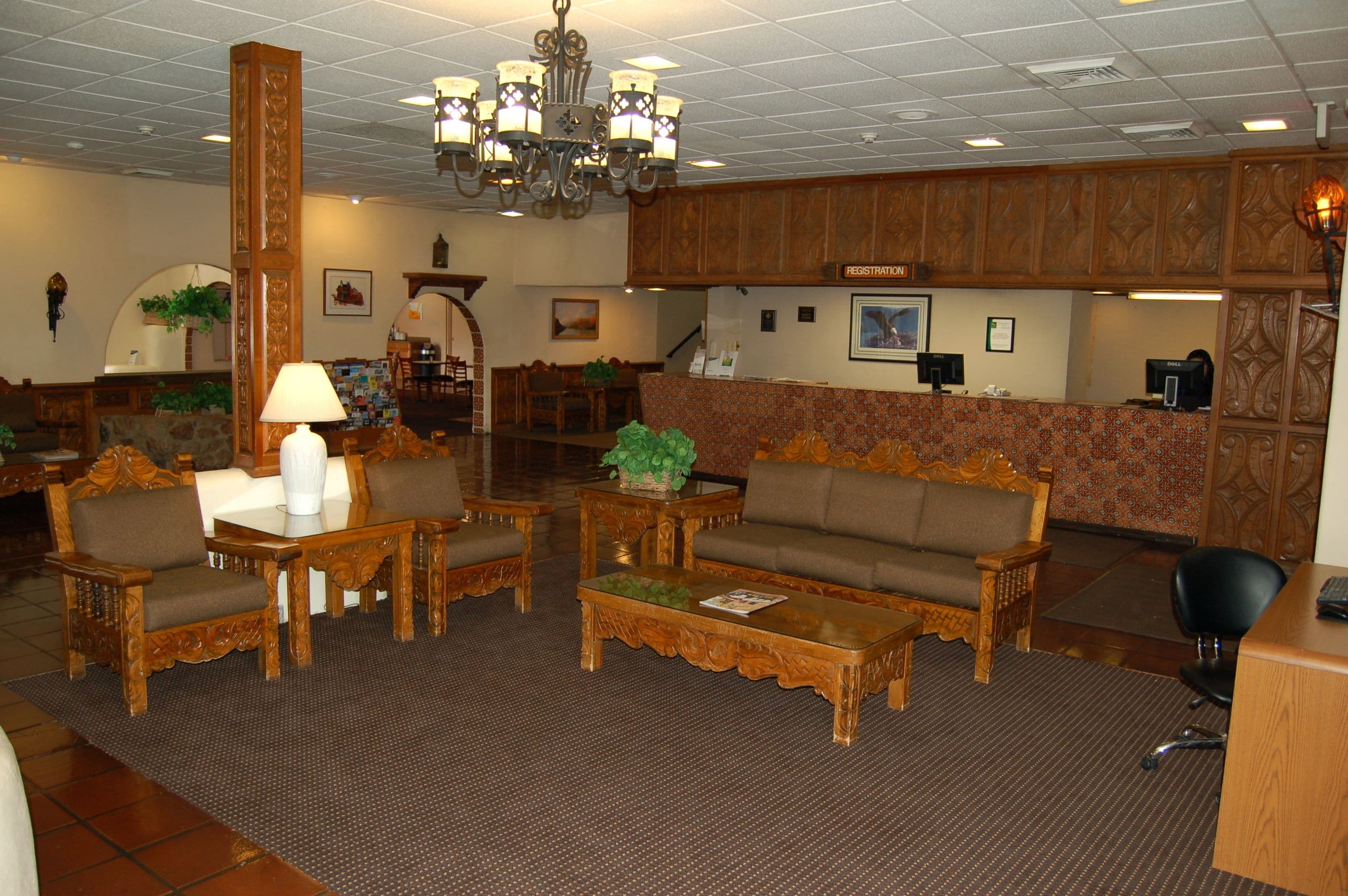 Coin salon dans le hall