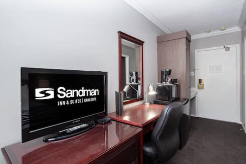 Standard Room, 1 Queen Bed