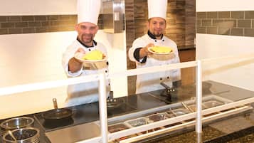 Sudah termasuk sarapan siap masak setiap hari