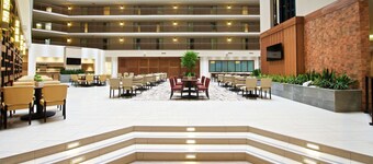Embassy Suites by Hilton Portland Tigard