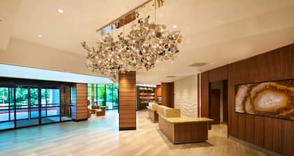 Embassy Suites by Hilton Portland Tigard