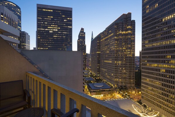 Room, 2 Queen Beds, Balcony, City View