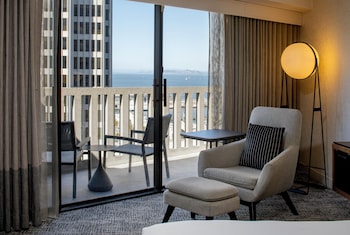Room, 1 King Bed, Balcony, Bay View (High Floor) | Premium bedding, pillowtop beds, in-room safe, desk at Hyatt Regency San Francisco