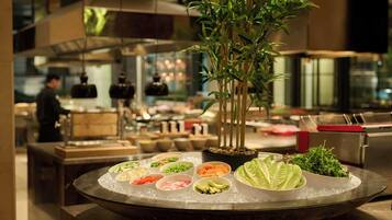 Colazione a buffet a pagamento, servita tutte le mattine