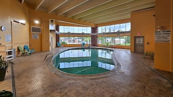 Piscina interna, piscina externa