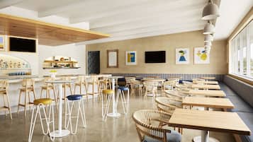 朝食、ランチ、ディナーに営業 (アメリカ料理)