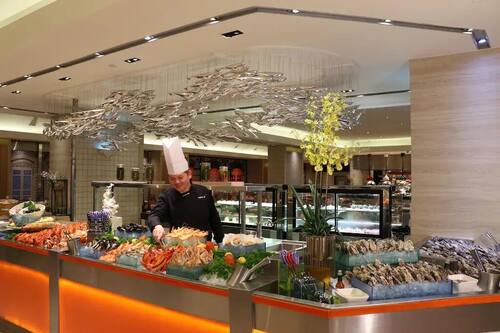 Daily buffet breakfast for a fee