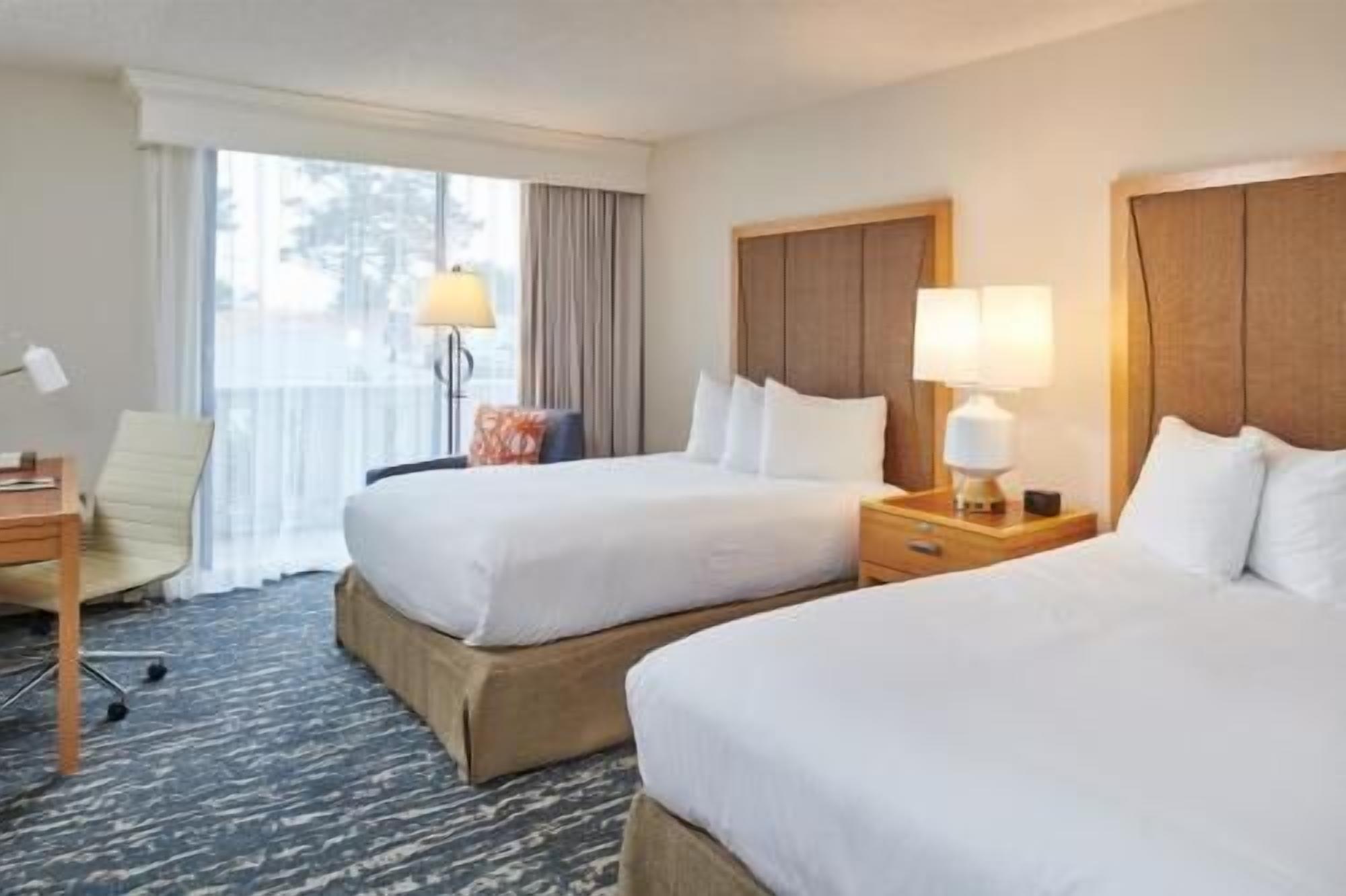 Egyptian cotton sheets, premium bedding, pillowtop beds, in-room safe