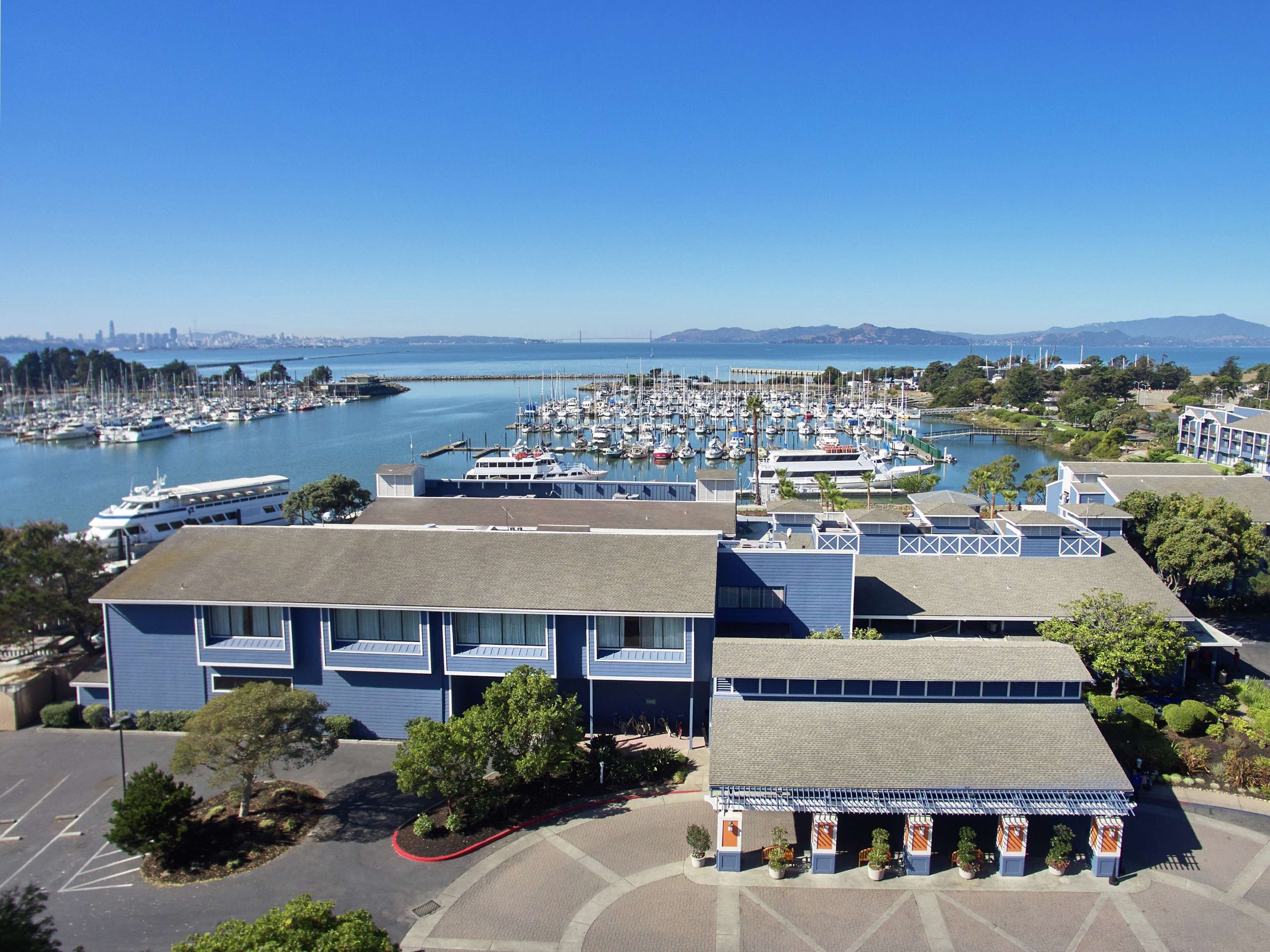 Photo - DoubleTree by Hilton Hotel Berkeley Marina