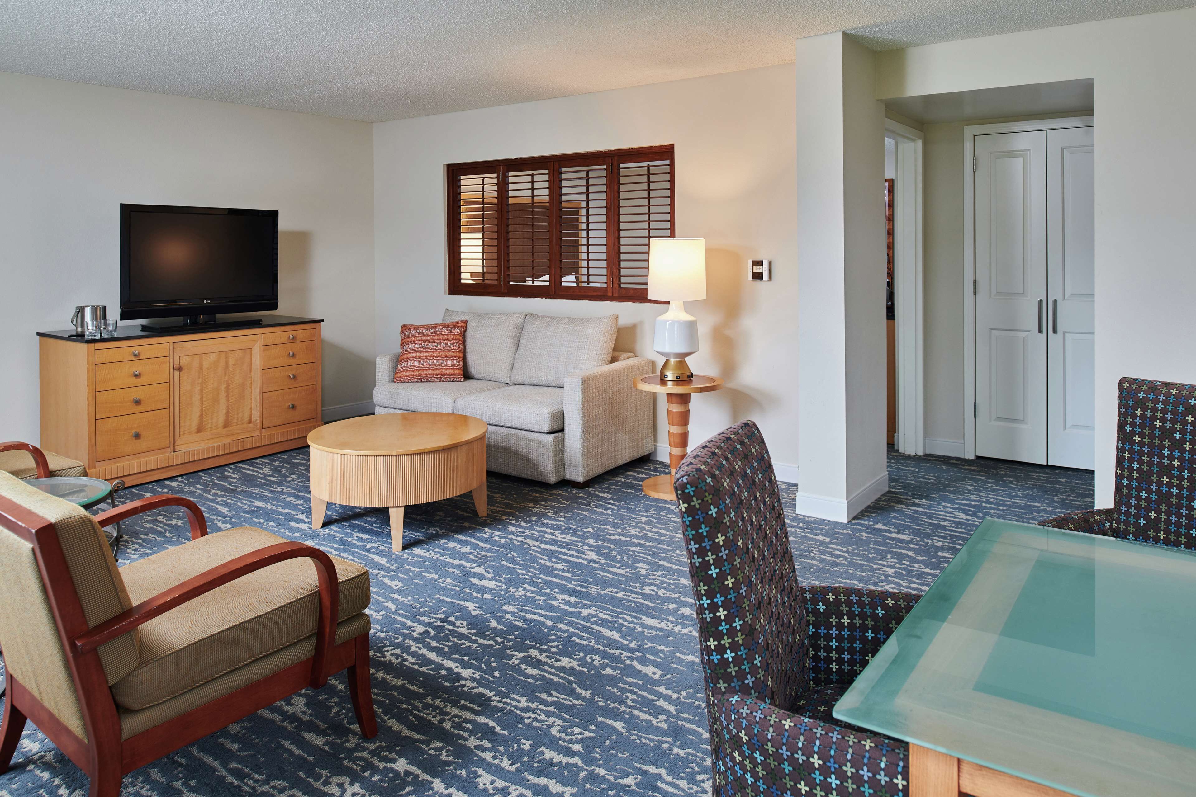 Photo - DoubleTree by Hilton Hotel Berkeley Marina