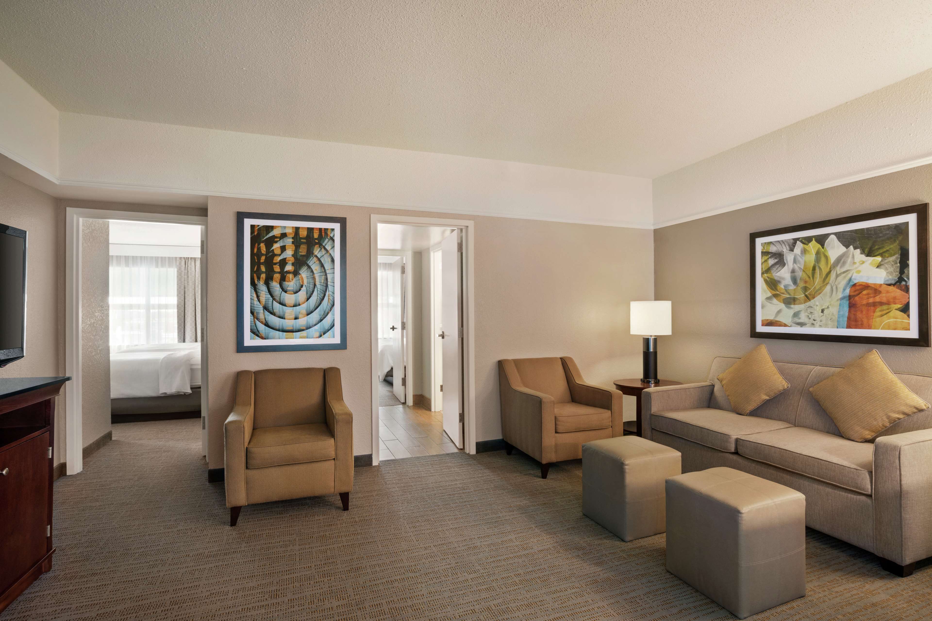 suite, 1 bedroom, non smoking | premium bedding, pillow-top beds, in-room safe, individually furnished