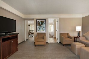 Suite, 1 King Bed, Non Smoking | Premium bedding, pillowtop beds, in-room safe, individually furnished
