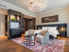 Egyptian cotton sheets, premium bedding, minibar, in-room safe