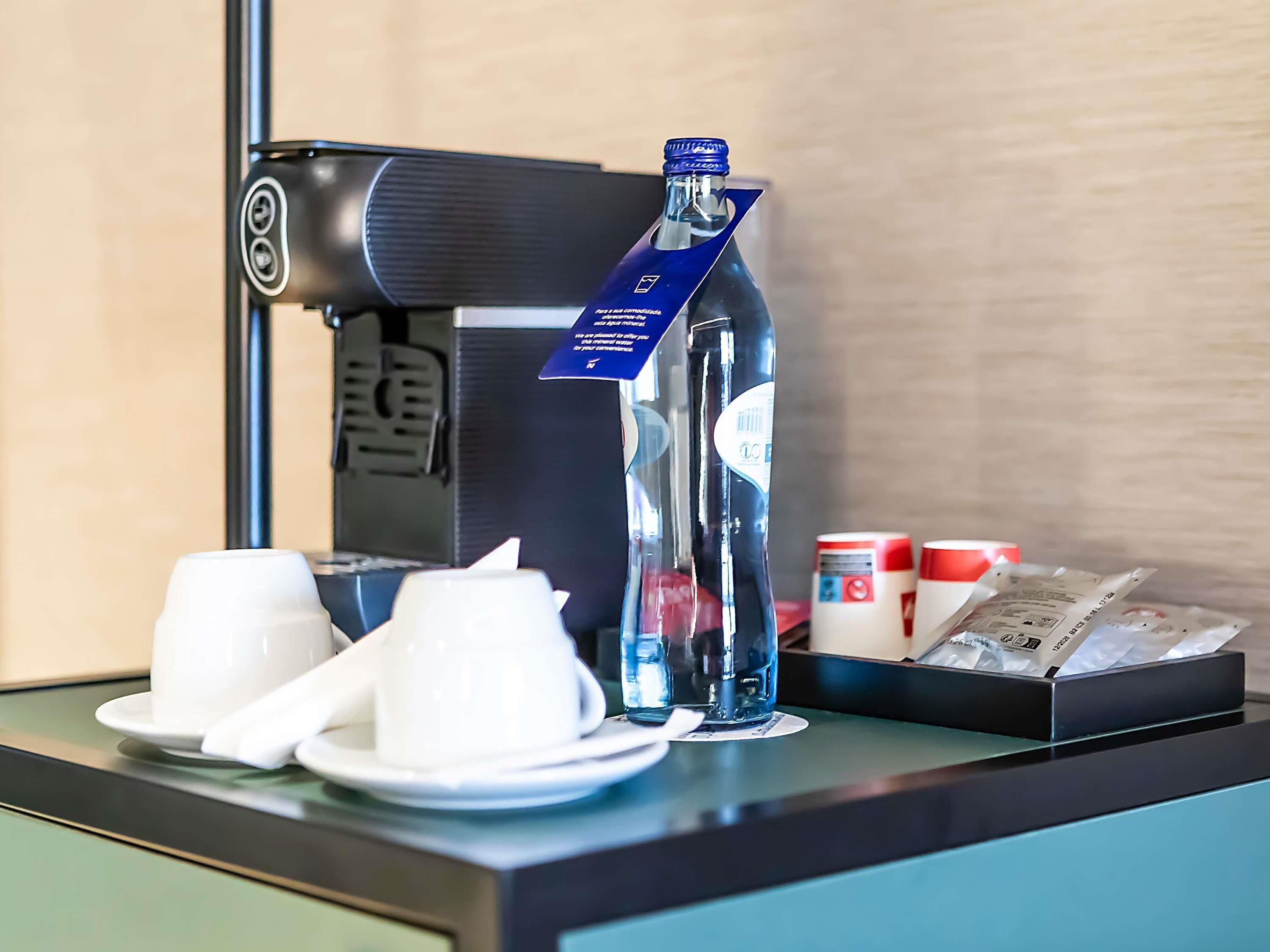 executive room, 1 queen bed with sofa bed | hypo-allergenic bedding, minibar, in-room safe, desk