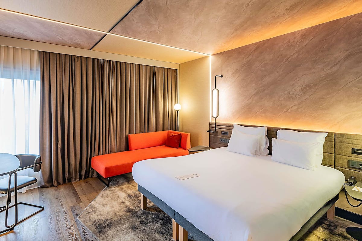 Chambre Supérieure, 1 lit une place | Literie hypoallergénique, minibar, coffres-forts dans les chambres
