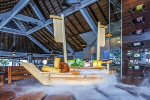 5 restaurants, breakfast, lunch, dinner served; Mexican cuisine 