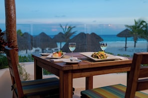 4 Restaurants, Frühstück, Mittagessen, Abendessen, mexikanische Küche